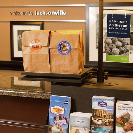 Hampton Inn & Suites Jacksonville-Airport Інтер'єр фото