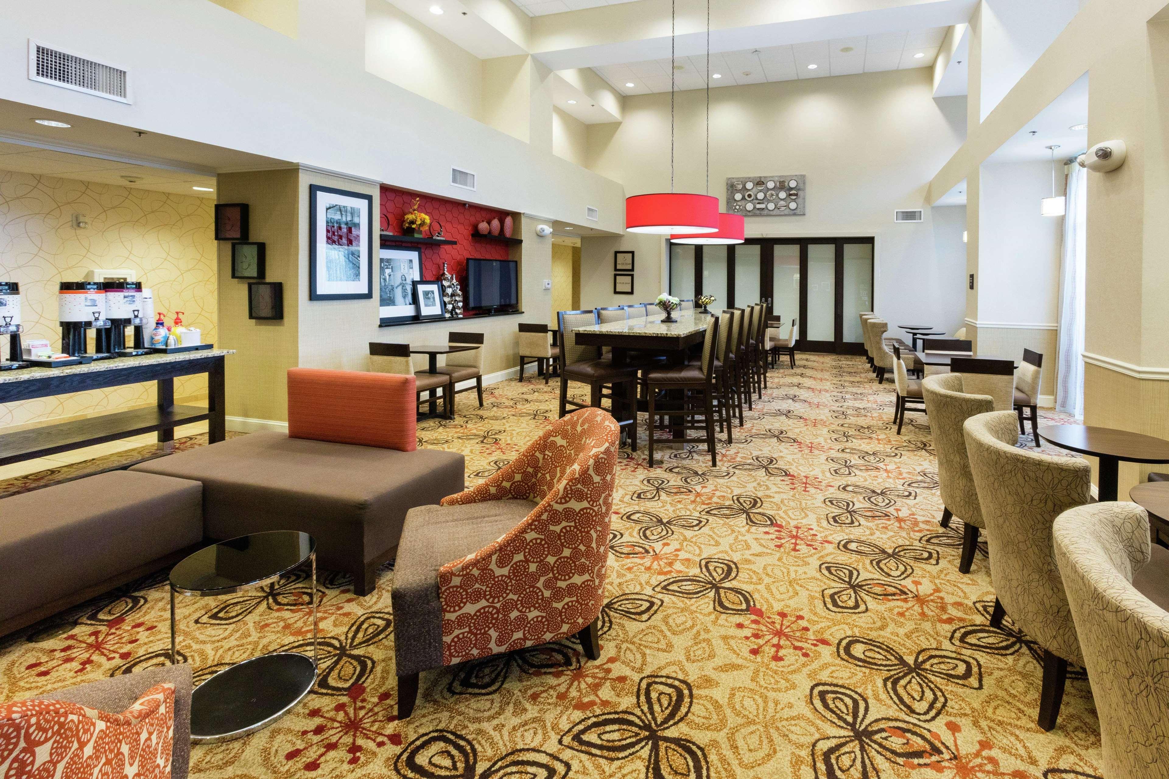 Hampton Inn & Suites Jacksonville-Airport Екстер'єр фото