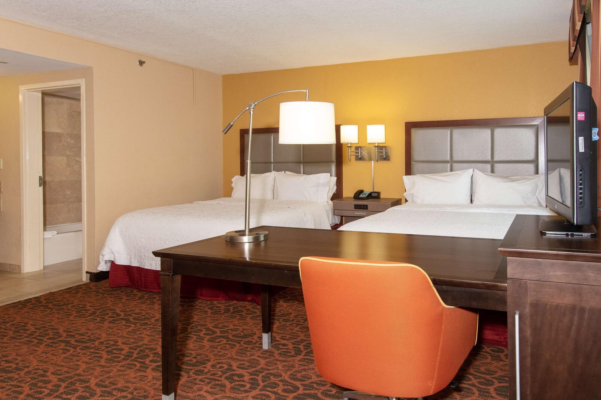 Hampton Inn & Suites Jacksonville-Airport Екстер'єр фото